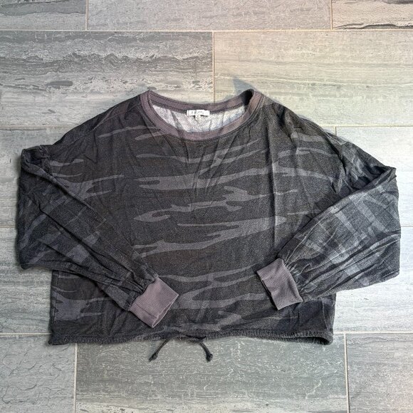 Z Supply Sayed Camo Crew Oversized Sweatshirt Gray Black Size Large - Picture 2 of 9